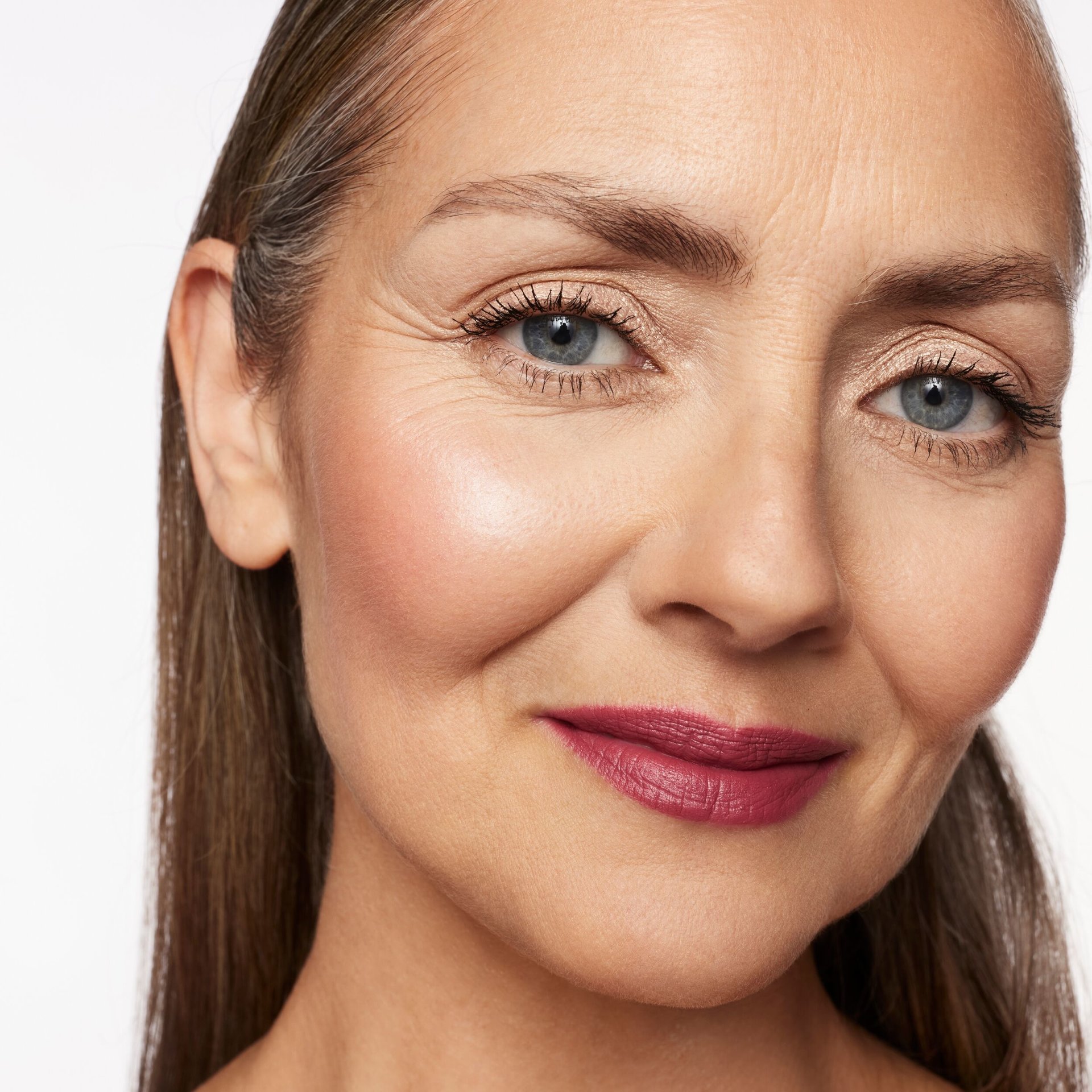 Model: Liza
Agency: Body London
Usage: 2 years usage - all web usage (brand and third party. incl digital ads), social and email (brand and third party)
Shoot date: 07.02.2024
Expiry date: 07.02.2026
Photographer: Lucy Kinnen