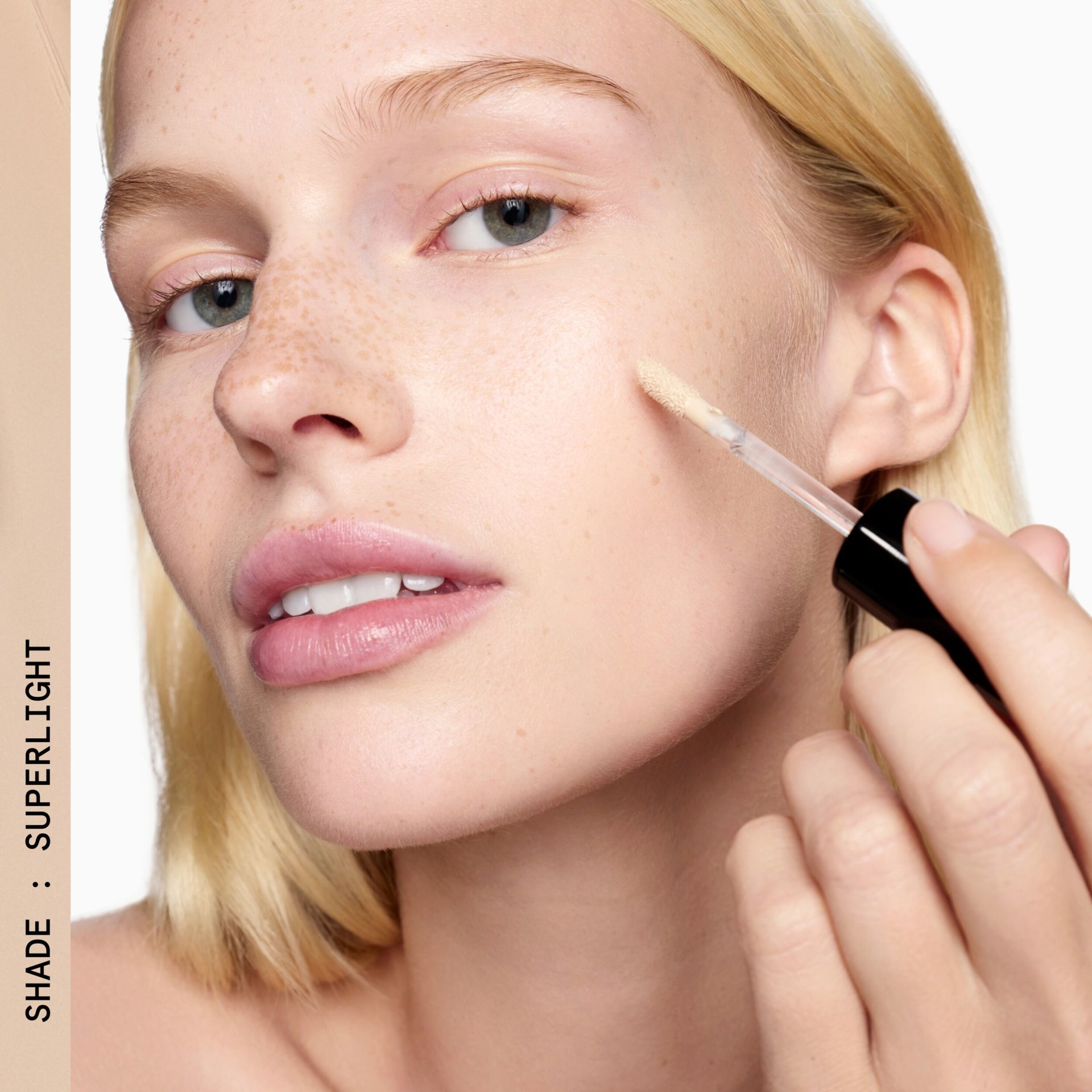 EVERYDAY_GREAT_SKIN_HYALURONIC_BLUR_CONCEALER
Shade 50 Superlight