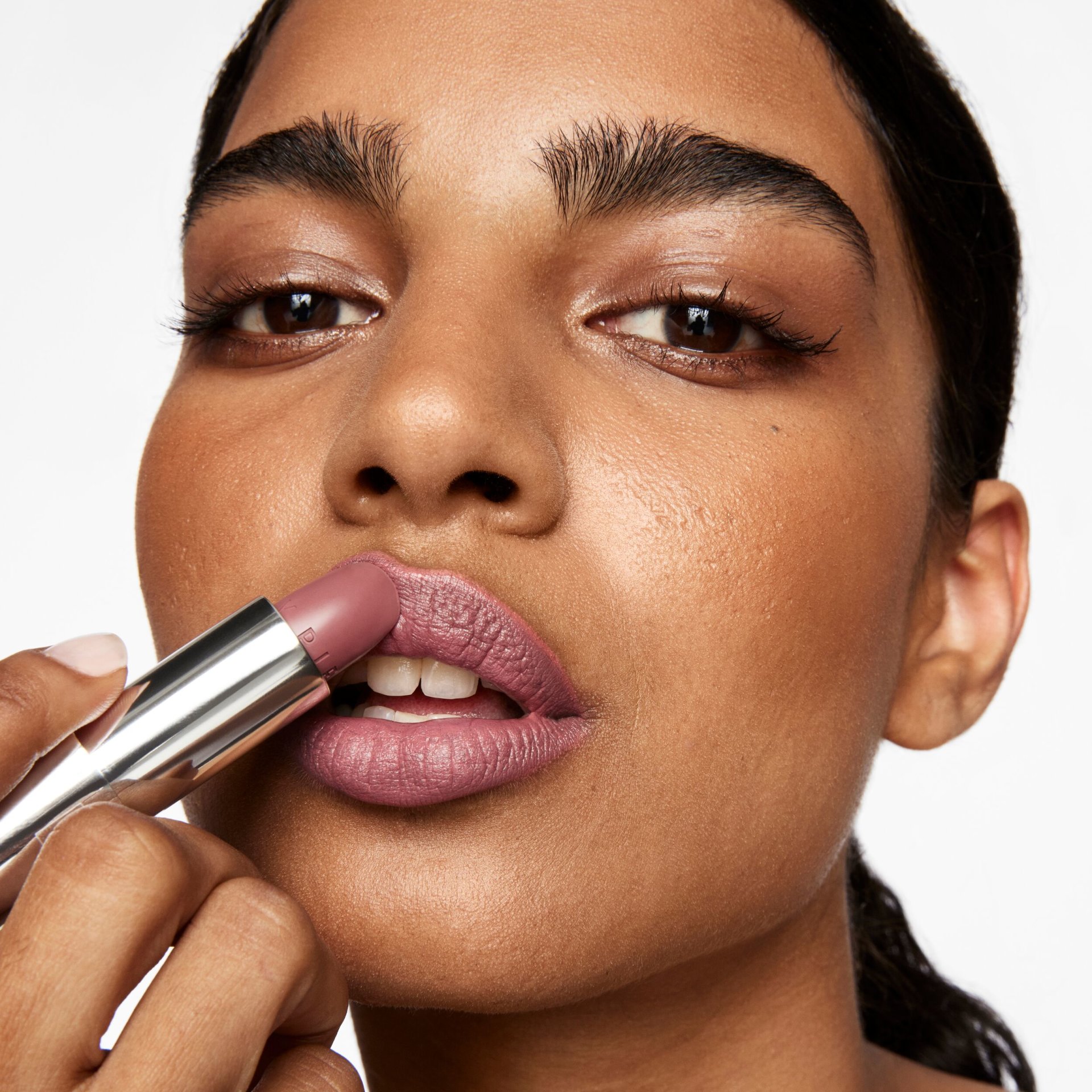 Model: Shania
Agency: Models 1
Usage: 2 years usage - all web usage (brand and third party. incl digital ads), social and email (brand and third party)
Shoot date: 03.08.2023
Expiry date: 03.08.2025
Photographer: Lucy Kinnen