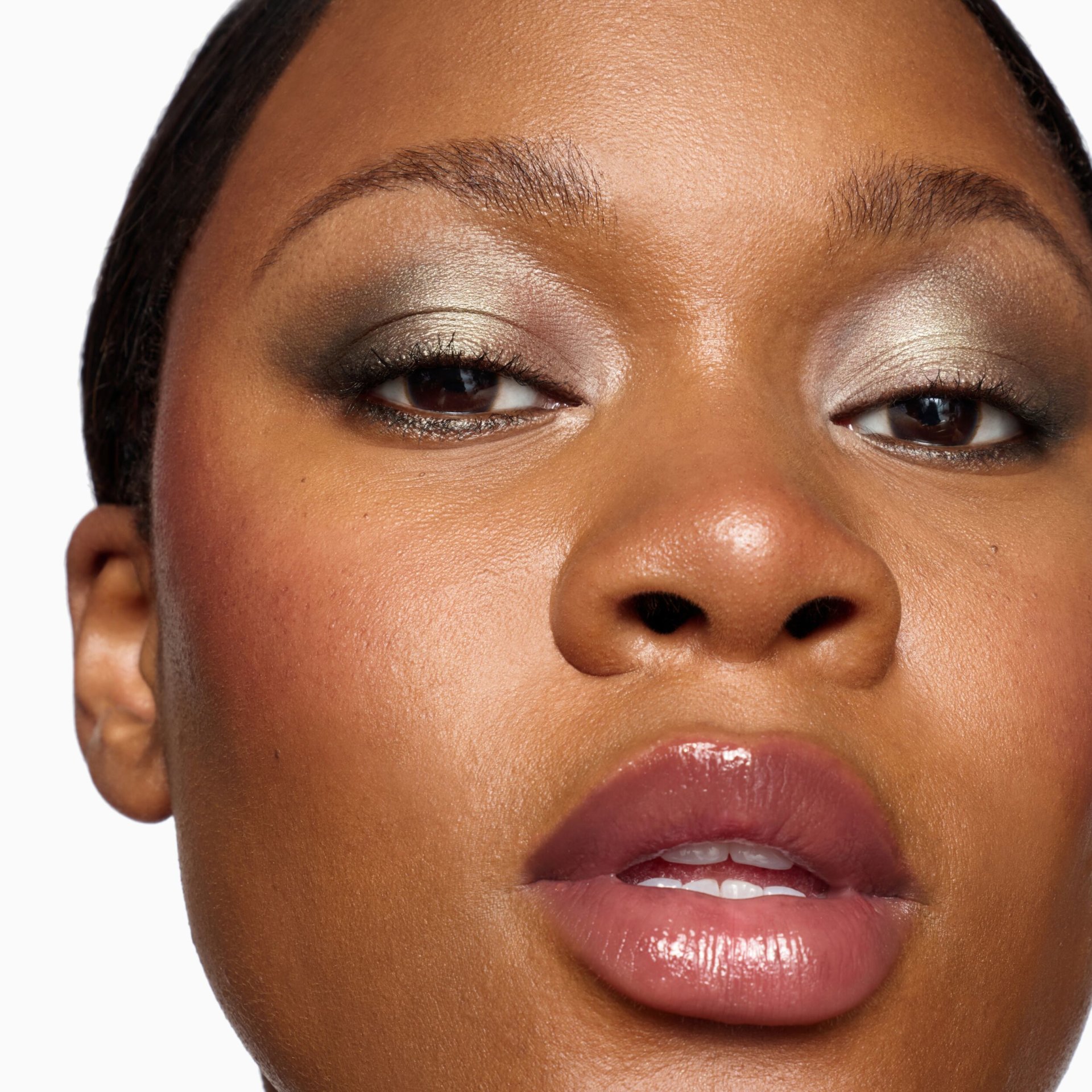 Eyeshadow Palette
Fully Stacked Palette IN 001