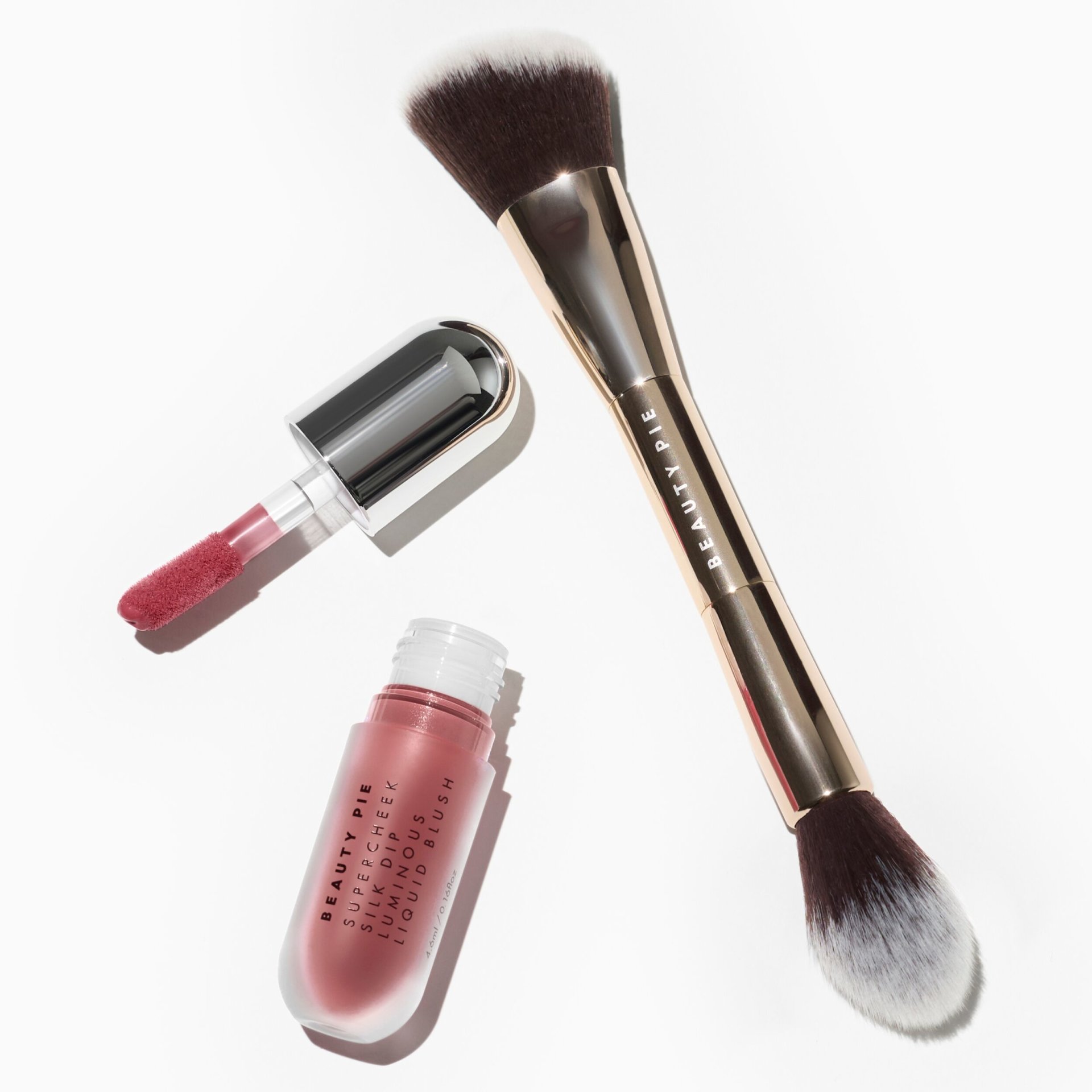 SUPERCHEEK SILK DIP LUMINOUS LIQUID BLUSH
Supercheek Silk Dip Luminous Liquid Blush + DE Sculpt & Blush Brush 012 (X4 Shades)