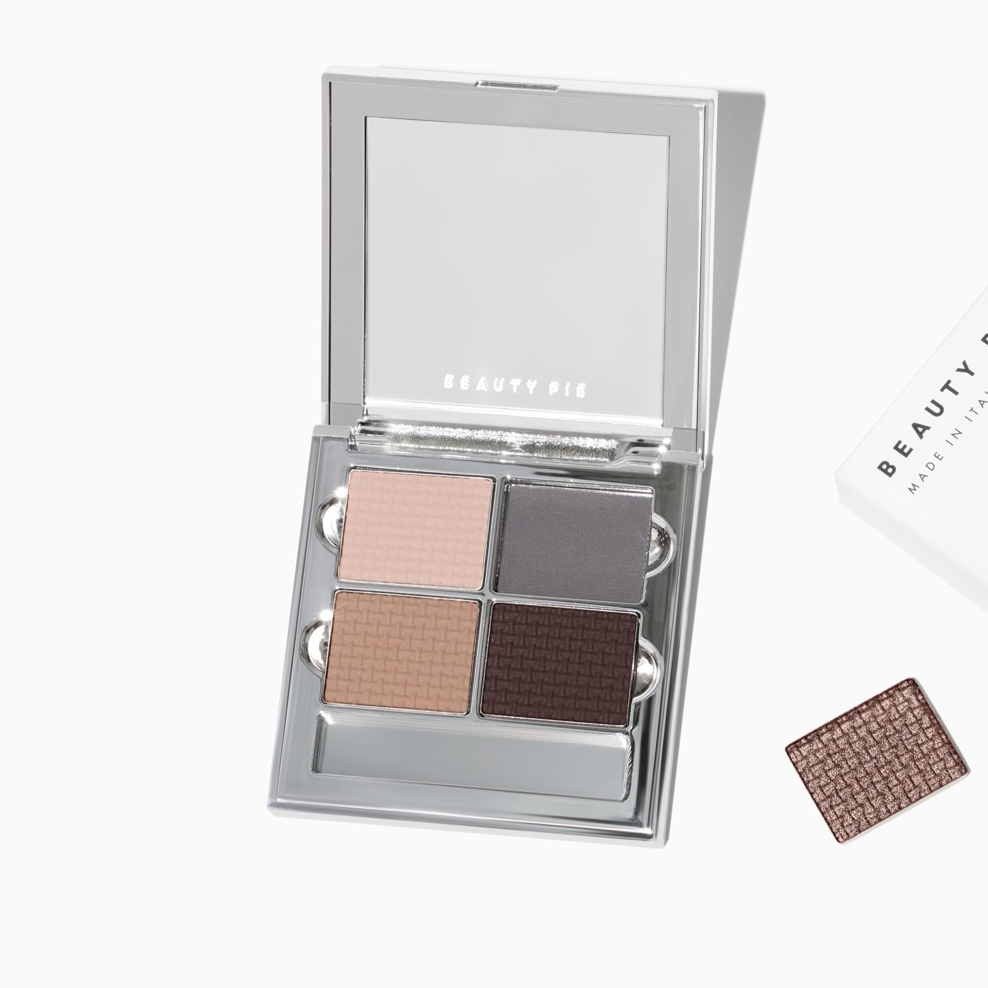 Eyeshadow Palette
Fully Stacked Palette IN 003