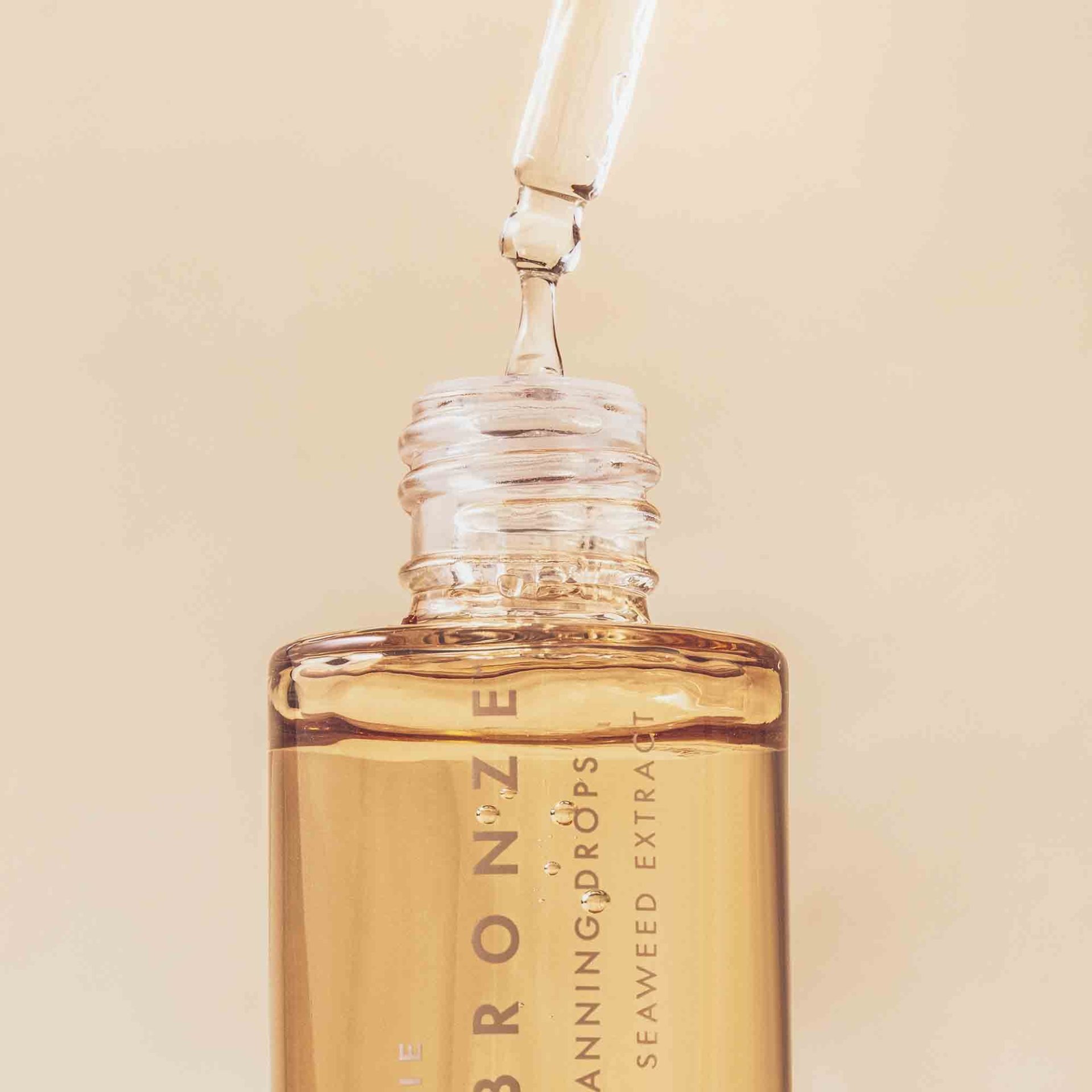 Awesome Bronze™ Sun-kissed Glow Self-Tanning Drops