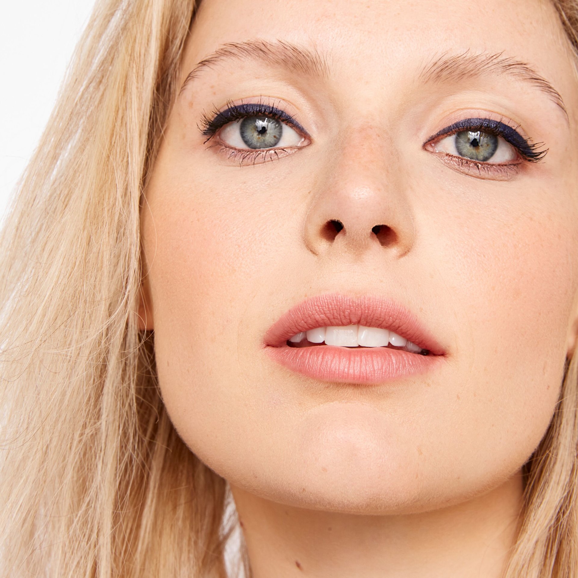 Model: Emily Butcher 
Agency: Next Models
Usage: 2 years on social channels, website and email
Shoot date: 31.08.22
Expiry date: 31.08.24
Photographer: Lucy Kinnen