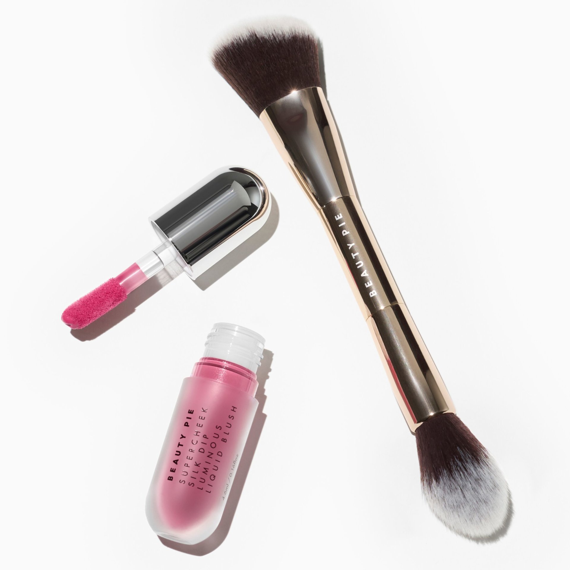 SUPERCHEEK SILK DIP LUMINOUS LIQUID BLUSH
Supercheek Silk Dip Luminous Liquid Blush + DE Sculpt & Blush Brush 012 (X4 Shades)