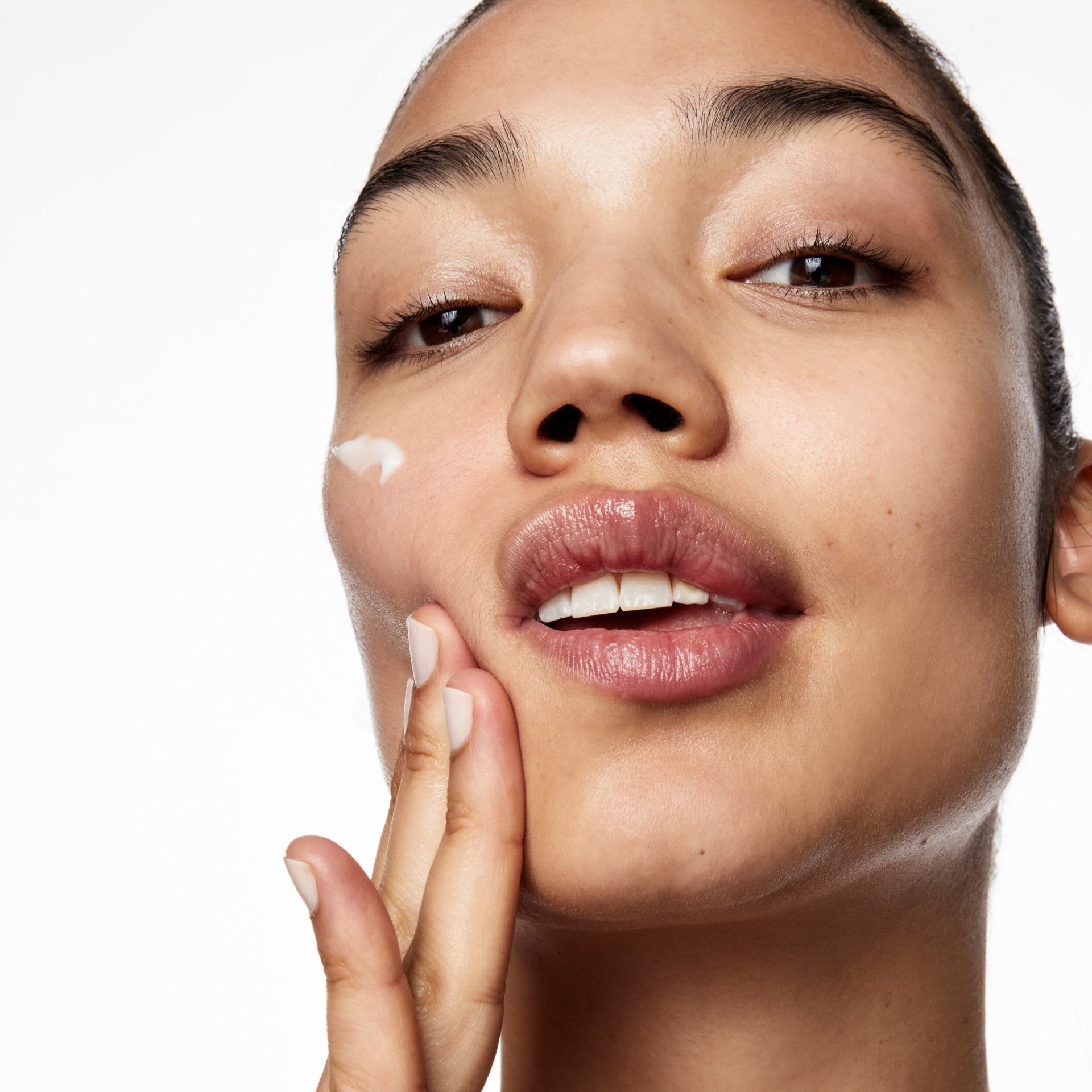 Model: Felicia Montgiraud
Agency: Body London
Usage: 2 years usage, all web usage (brand and third party. incl digital ads), social and email (brand and third party)
Shoot date: 11.05.2023
Expiry date: 11.05.2025
Photographer: Lucy Kinnen