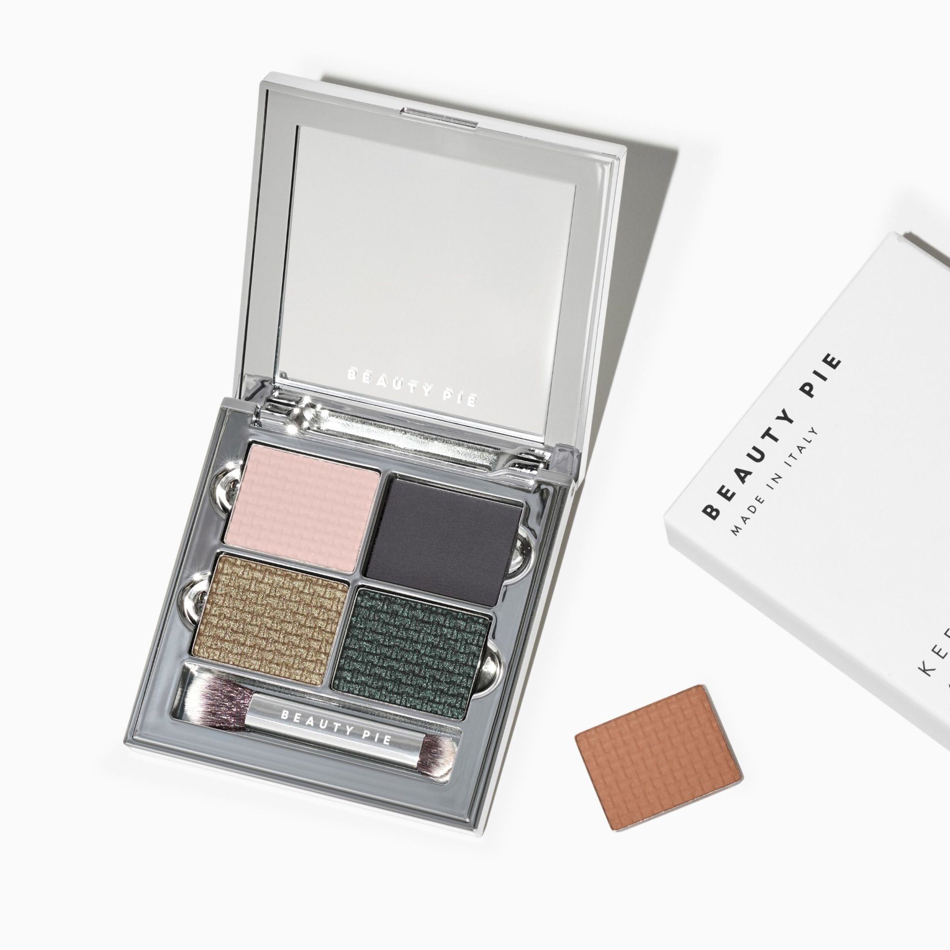 Eyeshadow Palette
Fully Stacked Palette IN 001