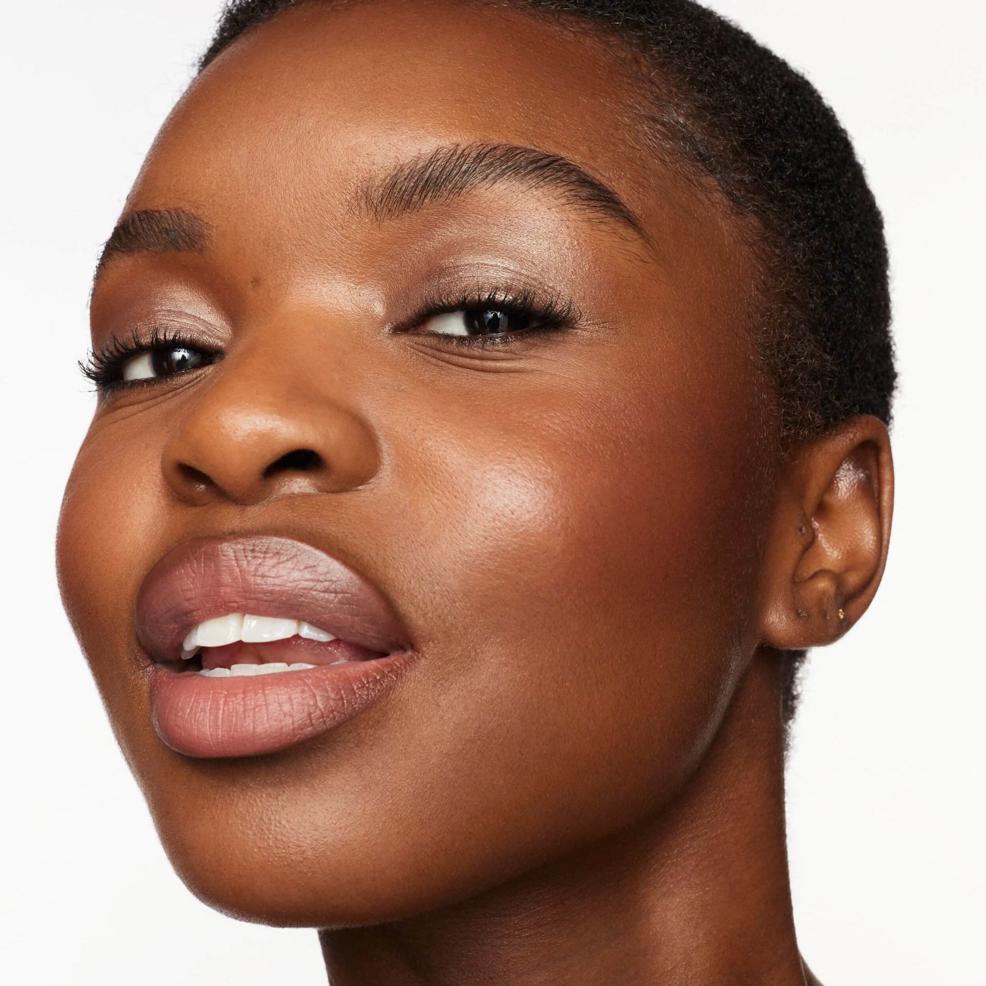 Model: Angela
Agency: The Hive
Usage: 2 years usage - all web usage (brand and third party. incl digital ads), social and email (brand and third party)
Shoot date: 08.02.2024
Expiry date: 08.02.2026
Photographer: Lucy Kinnen