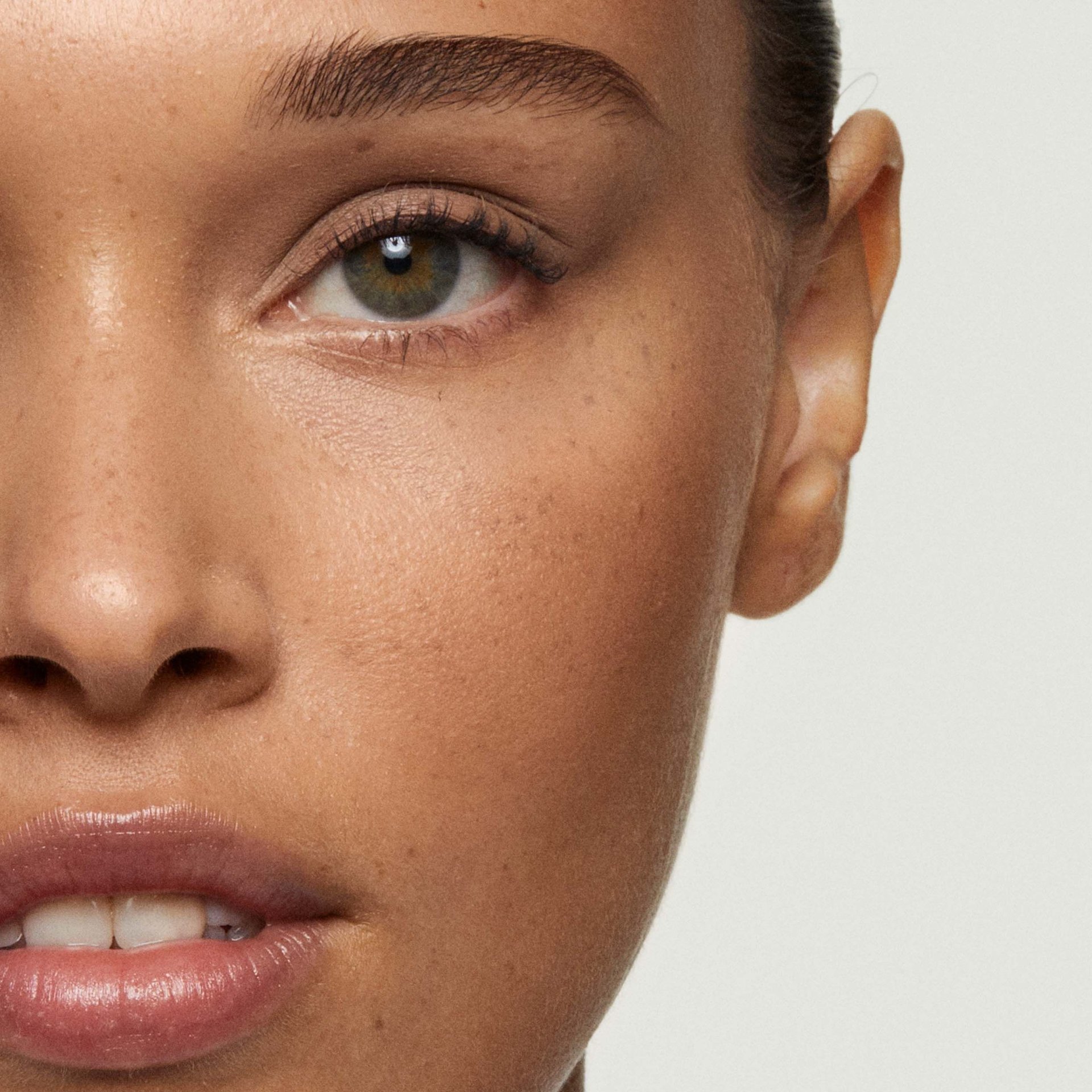 Model: Lauren Frederick
Usage: 2 years usage on BP website & organic social channels 
DO NOT USE FOR PAID SOCIAL
Shot 1st September 2021
Expires 1st September 2023