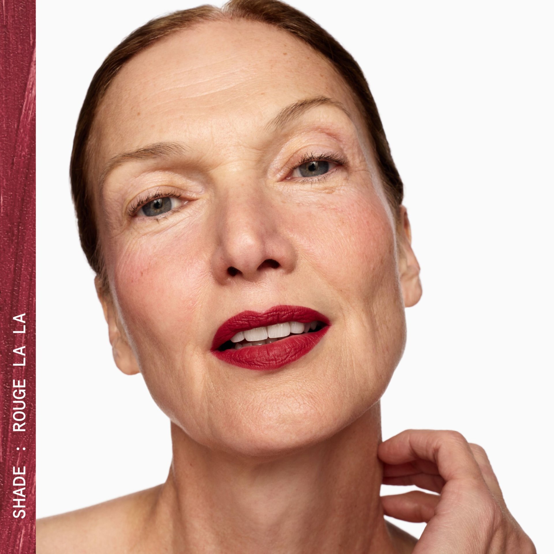 VELVETY MATTE LIP CRAYON - ROUGE LA LA