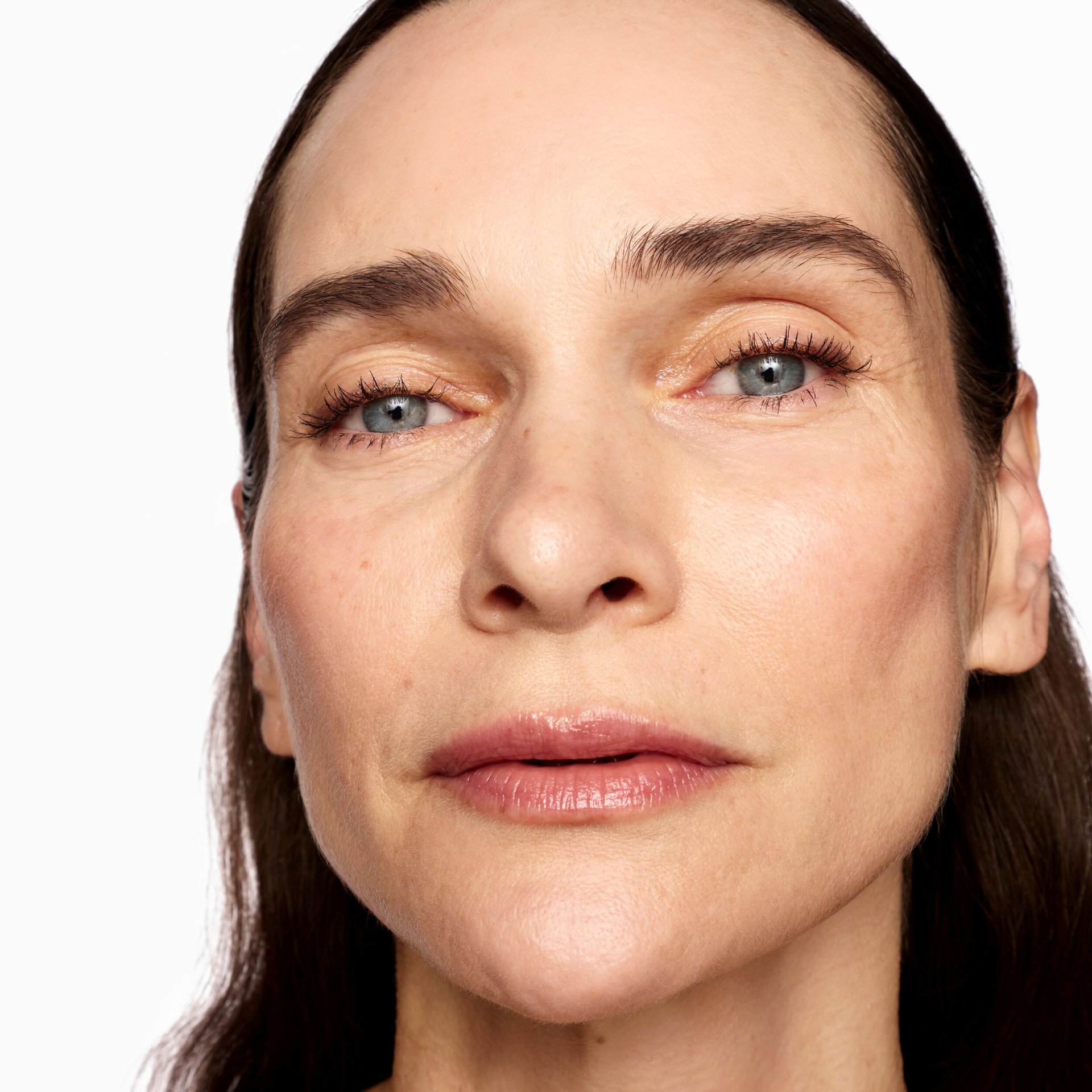 Model: EWA W  
Agency: STORM
Usage: 2 years usage, all web usage (brand and third party. incl digital ads), social and email (brand and third party)
Shoot date: 26.01.2025
Expiry date: 26.01.2027
Photographer: Lucy Kinnenn
