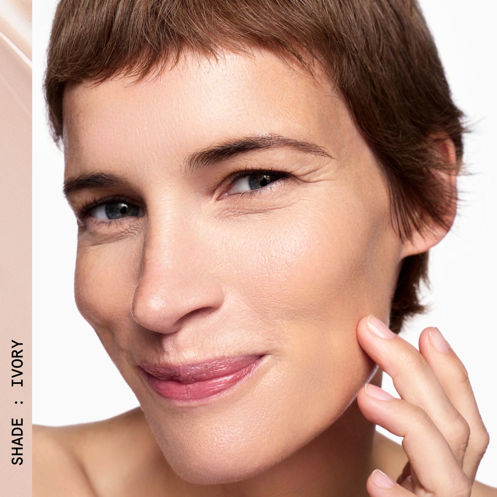 EVERYDAY_GREAT_SKIN_HYALURONIC_BLUR_CONCEALER
Ivory