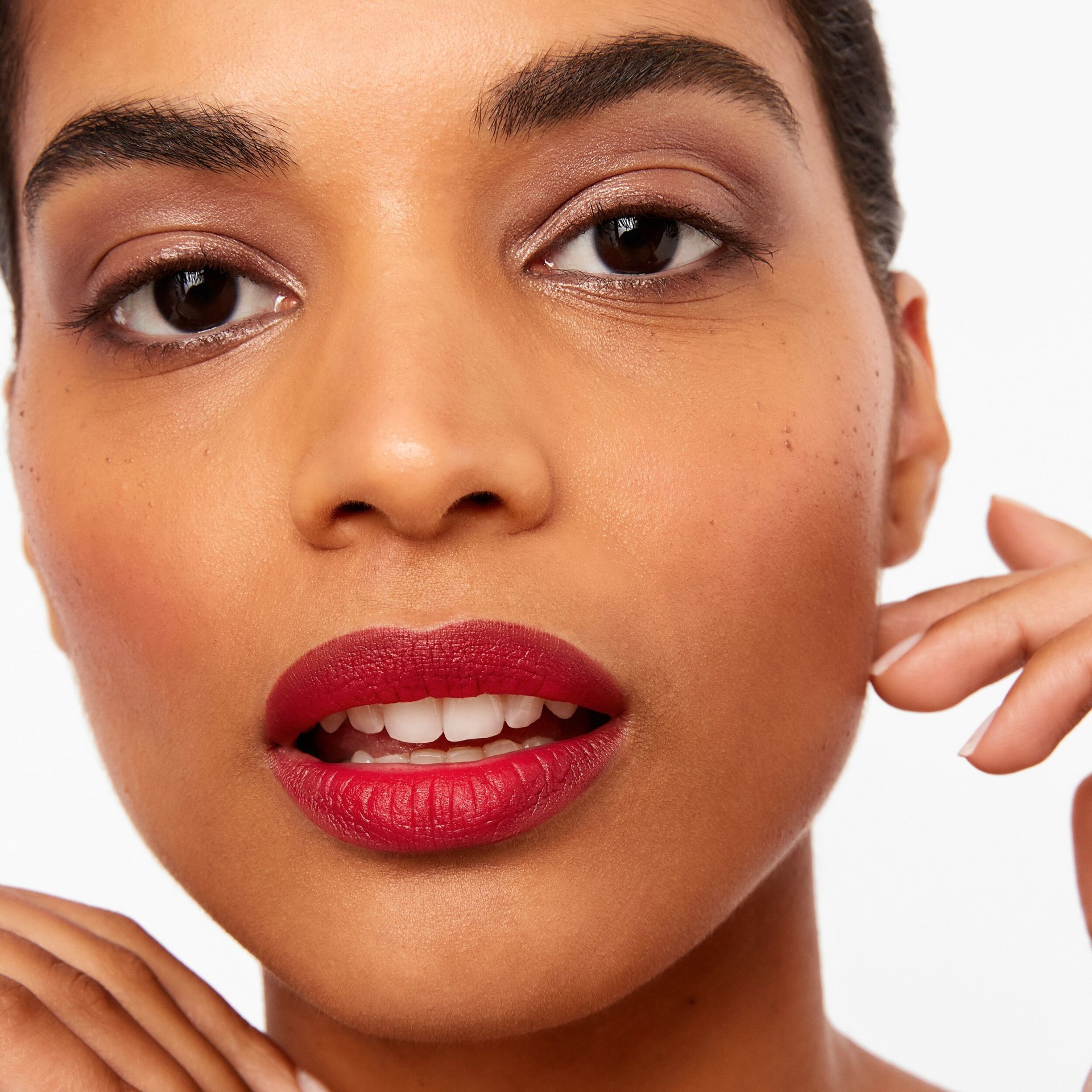 Model: Fatima Essemmaa
Agency: Zone Models
Usage: 2 years usage on BP social channels and website
Shoot date: 26.10.2022
Expiry date: 26.10.2024
Photographer: Lucy Kinnen