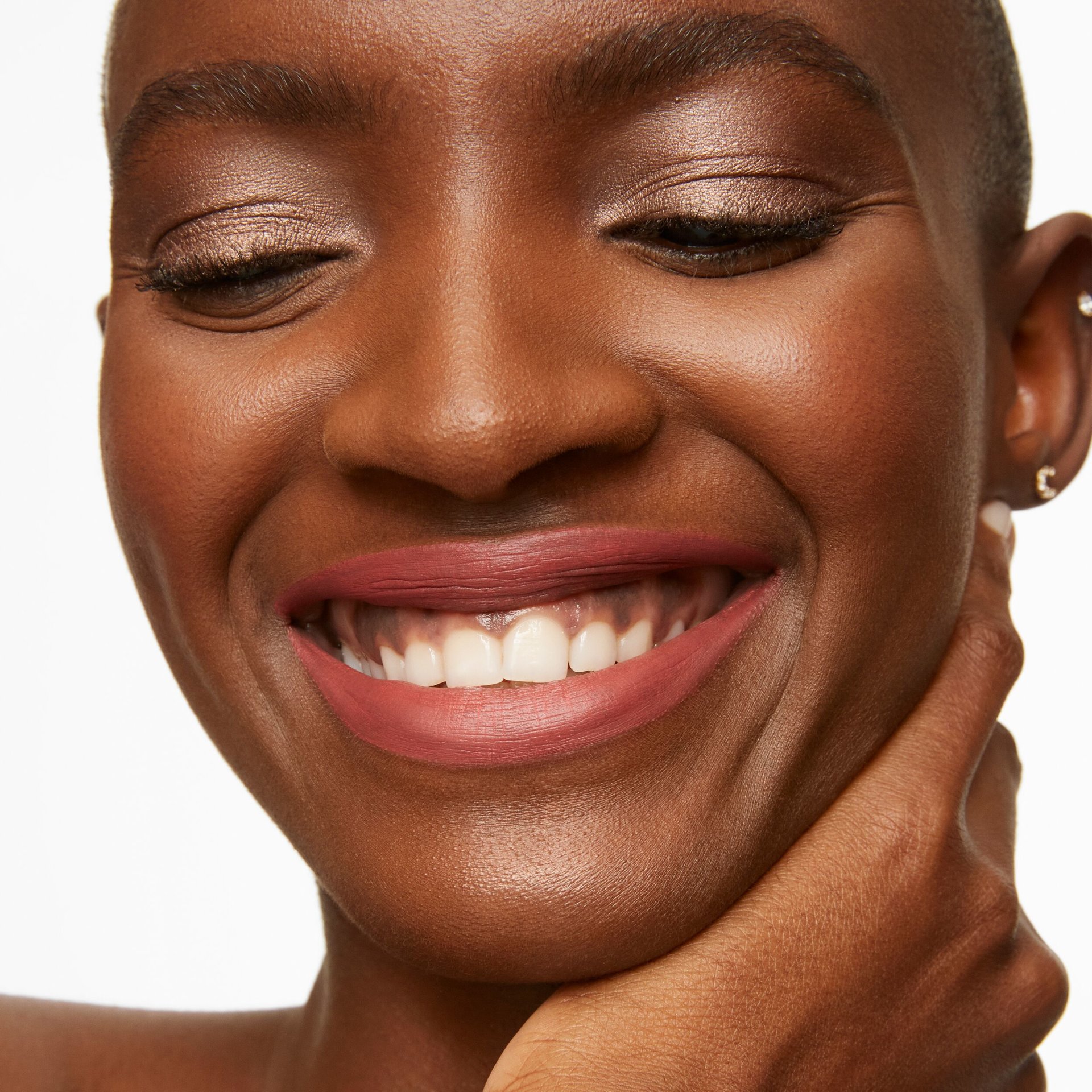 Model: Faith Johnson
Agency: Linden Staub
Usage: 2 years usage on social channels, website and email
Shoot date: 07.12.22
Expiry date: 07.12.24
Photographer: Lucy Kinnen