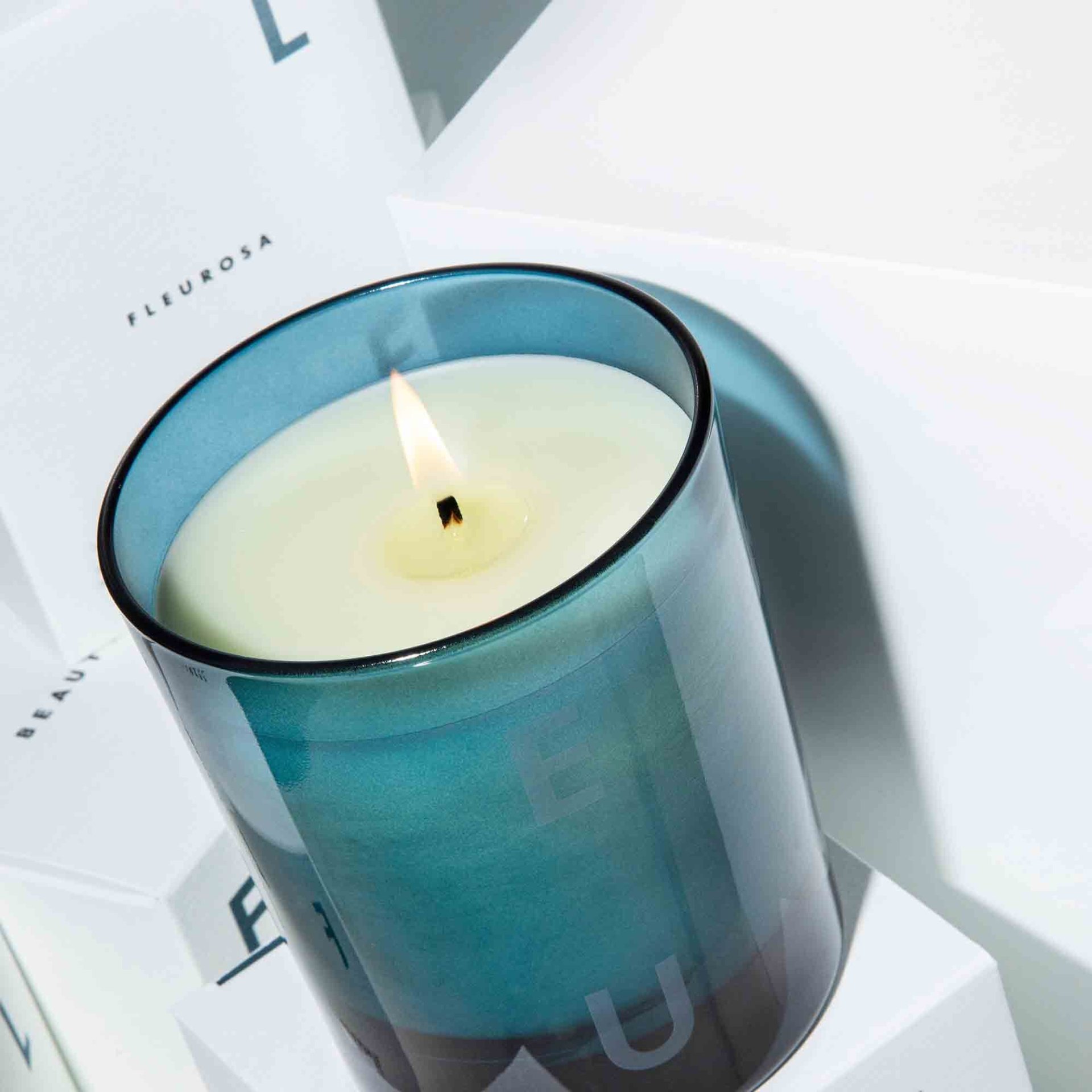 Fleurosa Candle