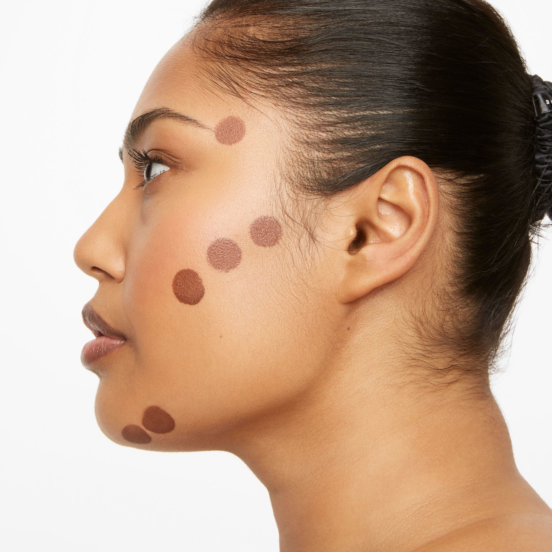 Model: Kaffya Zaman
Agency: MMG Models
Usage: 2 years usage on social channels, website and email
Shoot date: 07.12.22
Expiry date: 07.12.24
Photographer: Lucy Kinnen