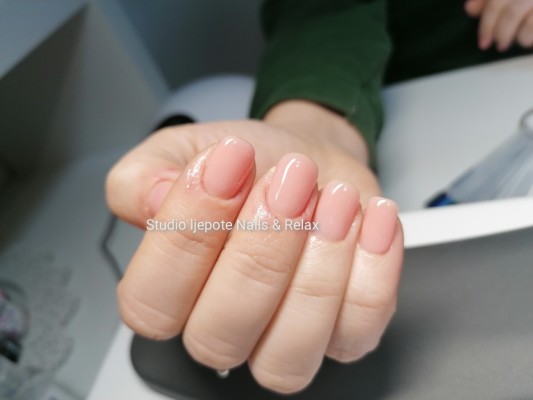 Fotografije - Nails & Relax, obrt za usluge  usluga - Geliranje Noktiju
