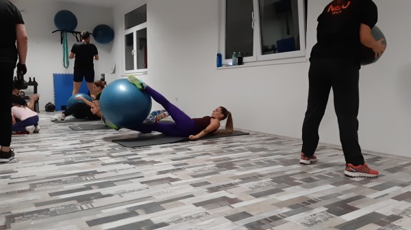 Fotografije - Health & Fit centar Srđana Škaričić usluga - Osobni Trener