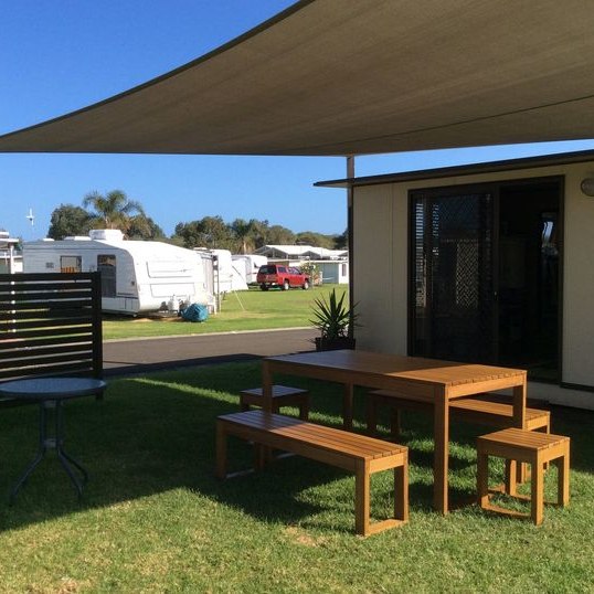 5 Piece Outdoor Timber Dining Set - Venetian Design
