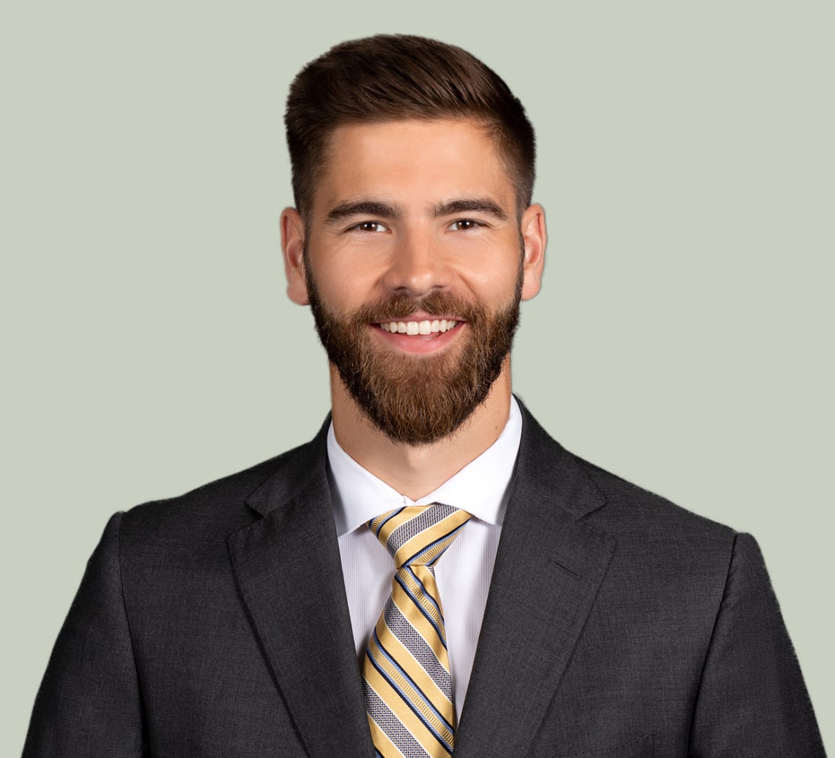 CFA Senior Associate