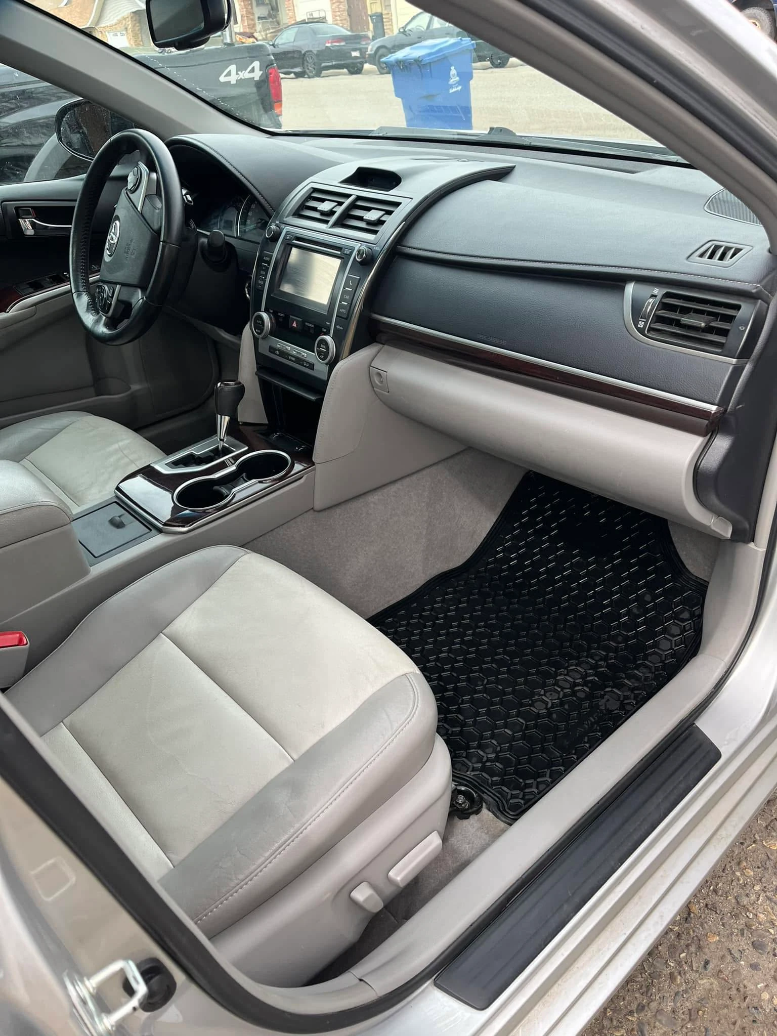 Dashing Detailers Co Mobile Detailing — detailing & protection in Lethbridge, Alberta