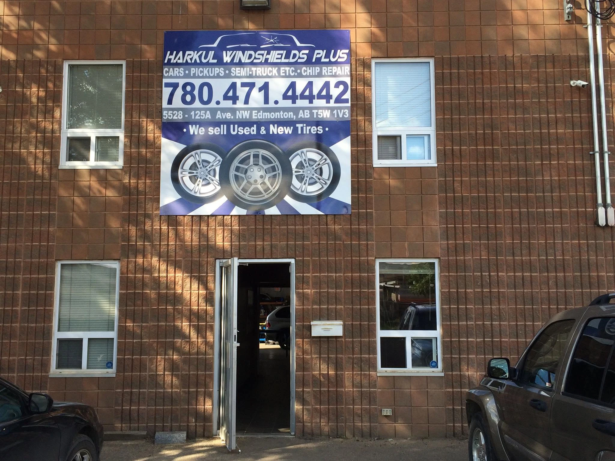 Harkul Windshields Plus & Tire logo — general repair & maintenance in Edmonton, Alberta