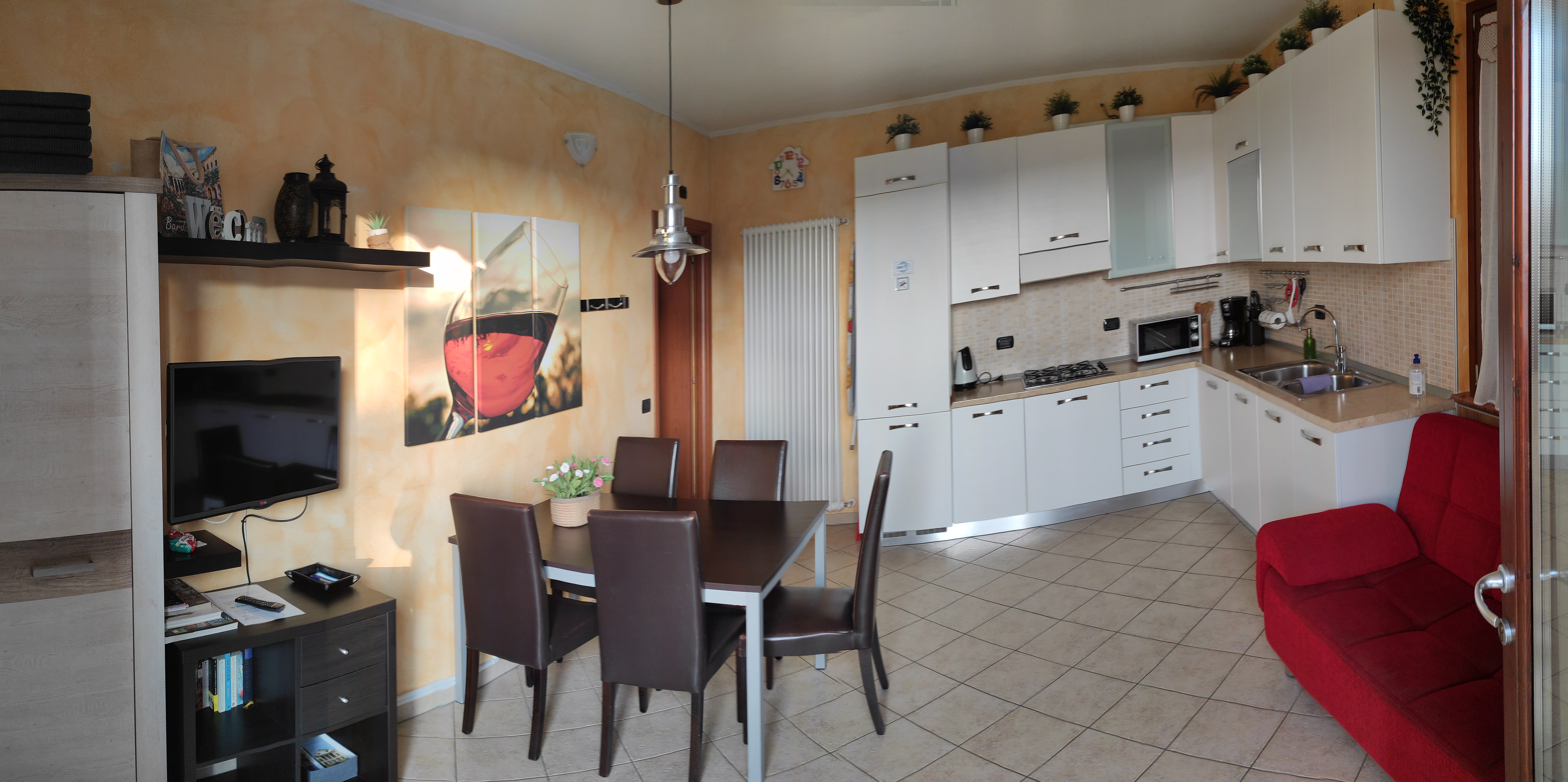 Soggiorno e cucina attrezzata - Bed Bardolino Bardolino