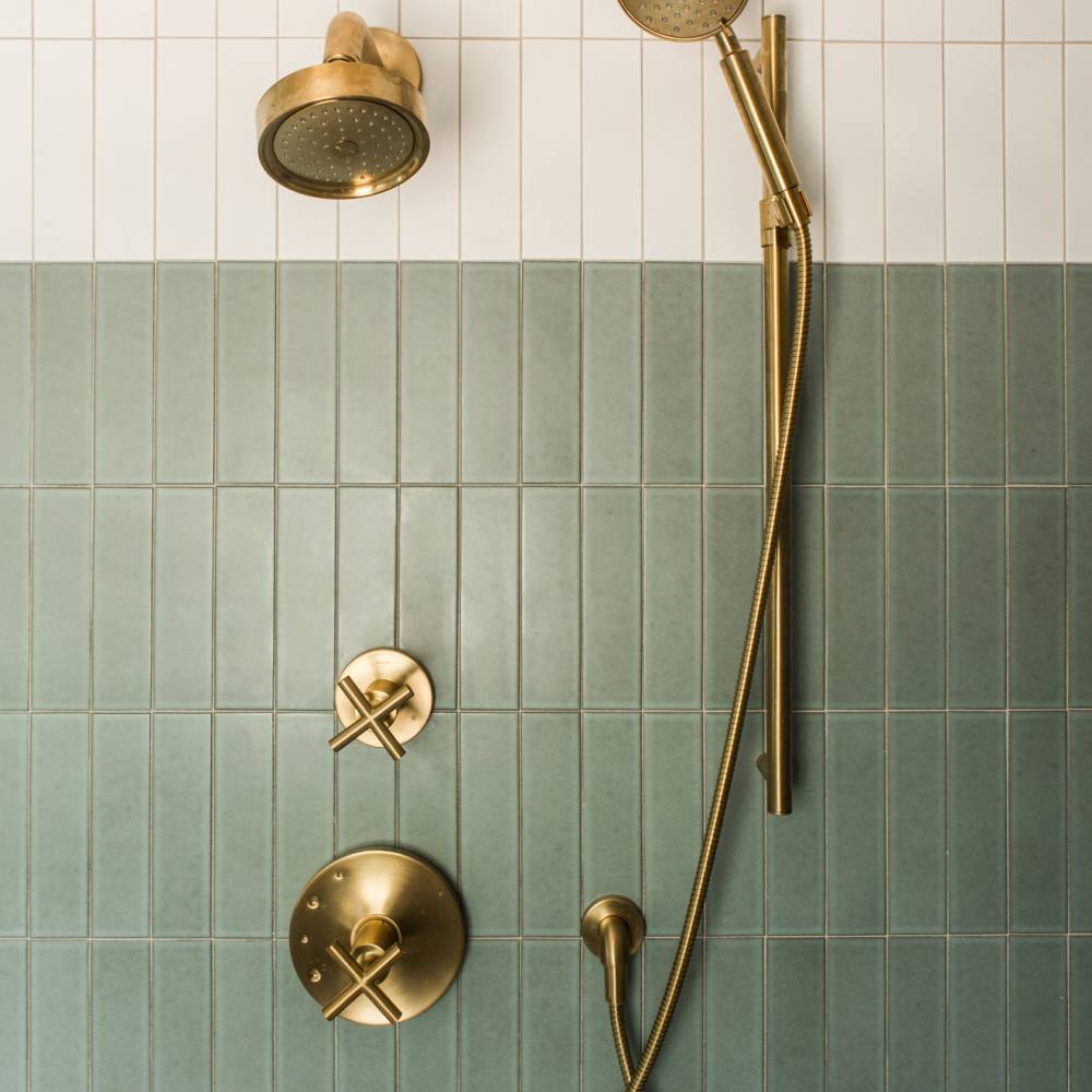 Zenia 2.5x9 Matte Tile