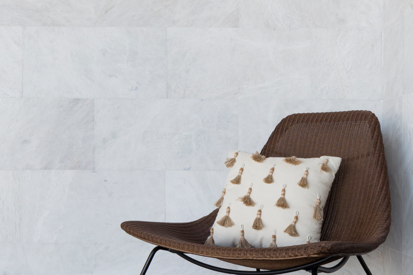 Iceberg white, brushed marble