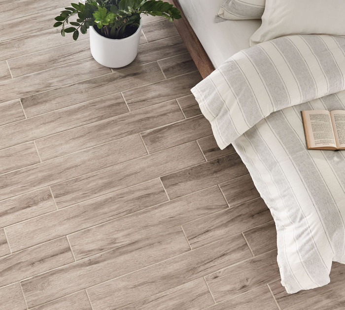 Livorna 6x36 wood-look porcelain tile in Beige