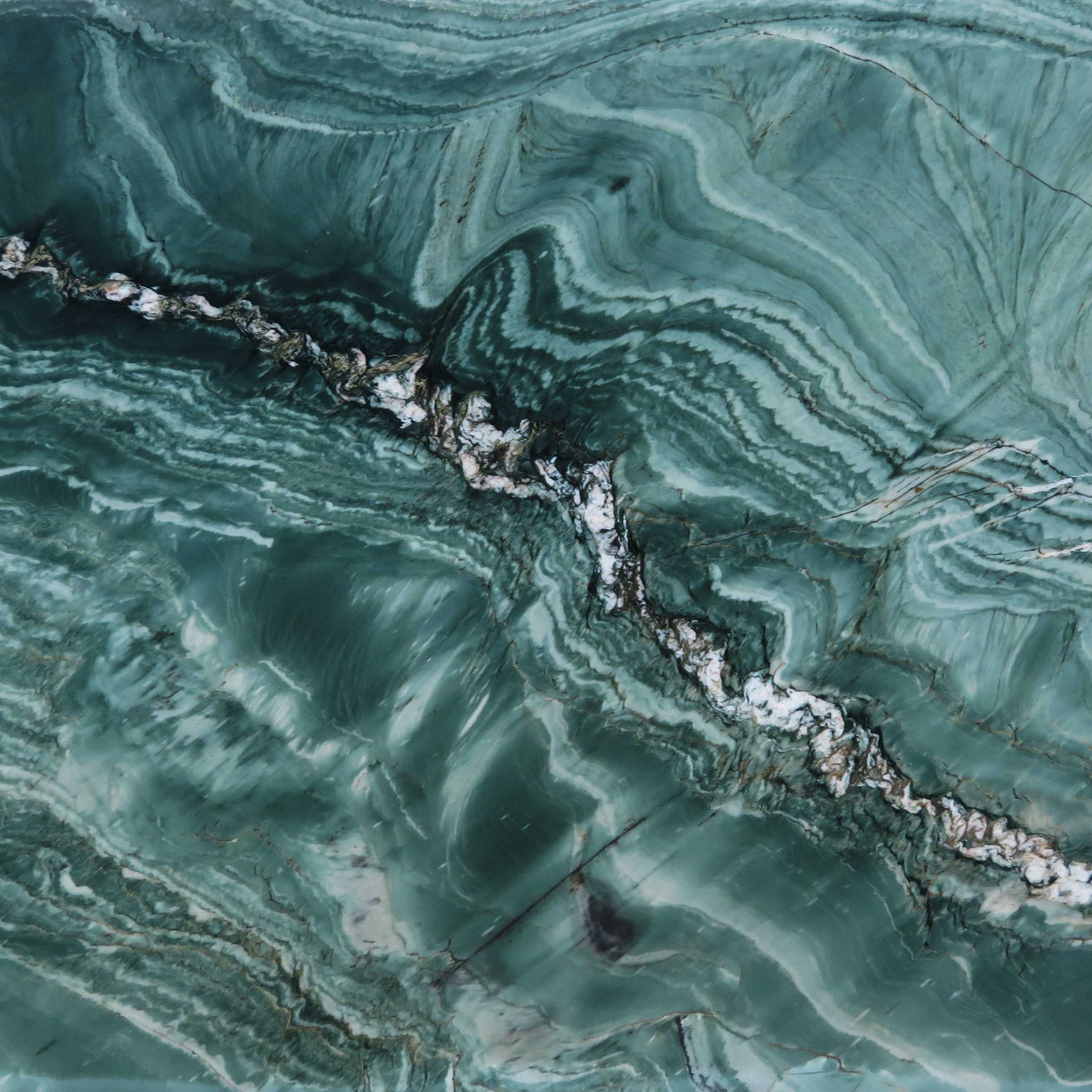 Stella Maestro 3cm Polished Quartzite | Bedrosians Tile & Stone