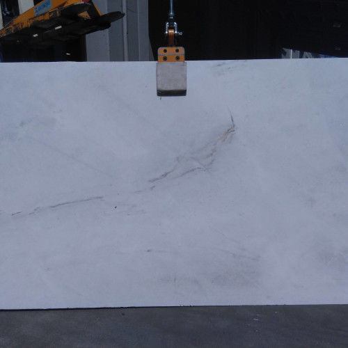 Glorious White 3cm Slab Honed