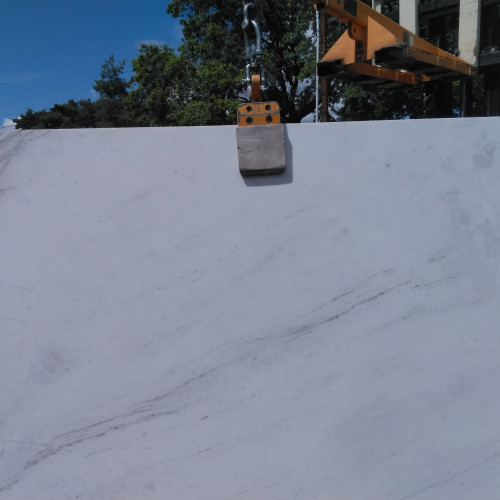 Glorious White 3cm Slab Honed