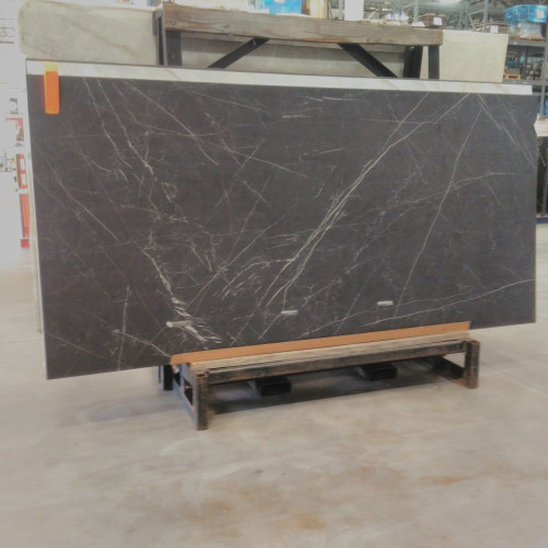Magnifica Encore 60" x 126" - 12mm Honed Porcelain Slab in Nero Marquina