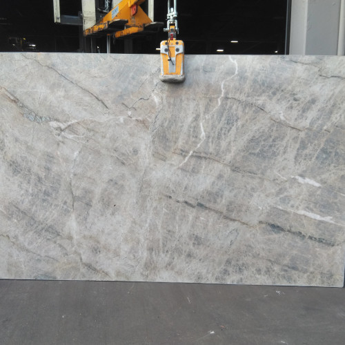 Allure Polished Quartzite in 3cm