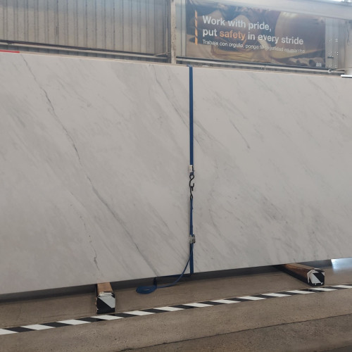 Magnifica Encore - 12mm Honed Porcelain Bookmatched Slab in Luxe White