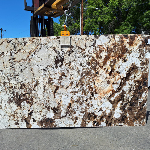 Panda Oro 3cm Polished Granite