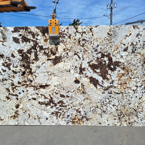 Panda Oro 3cm Polished Granite