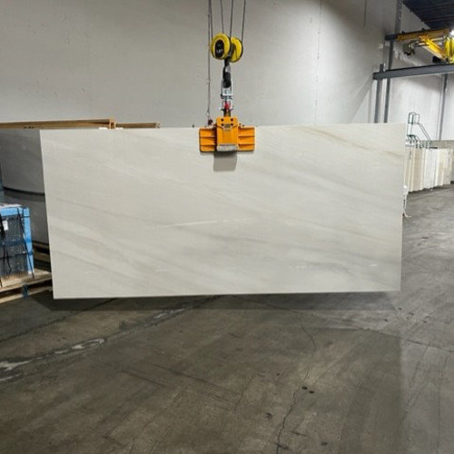 Magnifica Encore 60" x 126" - 12mm Polished Porcelain Bookmatched Slab in Bianco Lasa