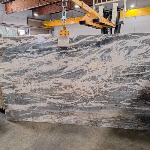 Adhara 3cm Polished Quartzite