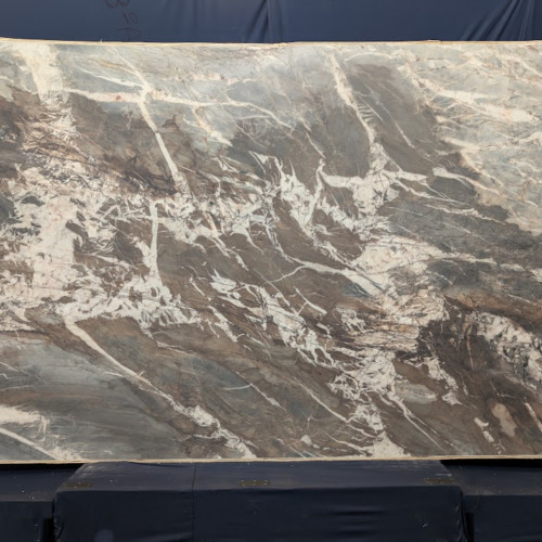 Vittara 2cm Leathered Quartzite