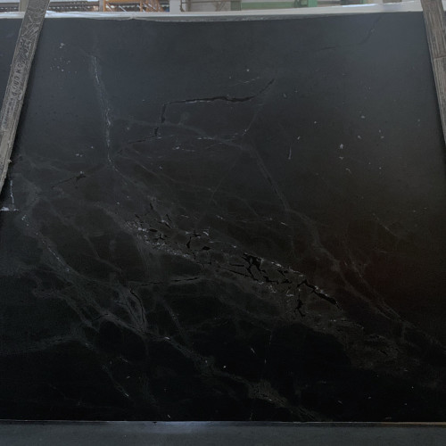 Black Diamond 3cm Leathered Quartzite
