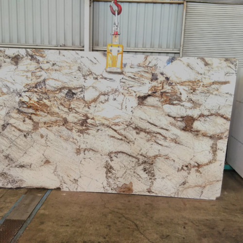 Alpinus Oak 2cm Polished Granite