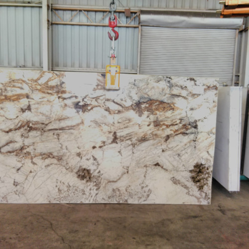 Alpinus Oak 2cm Polished Granite
