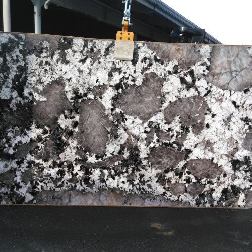 Everest Crystal 3cm Polished Granite