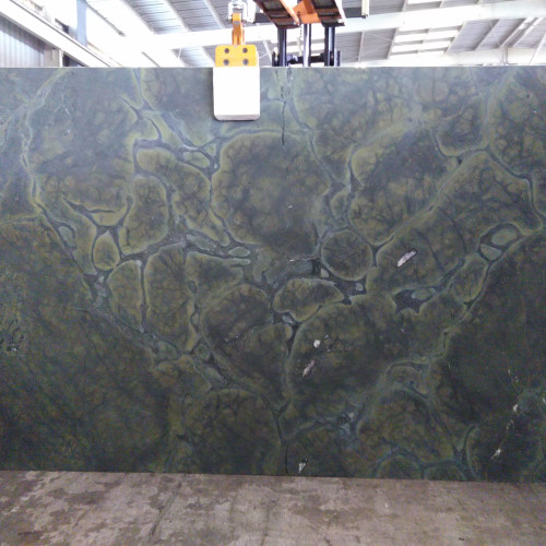 Vitoria Regia 2cm Leathered Quartzite