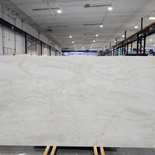 Magnifica Encore 60" x 126" - 12mm Polished Bookmatched Porcelain Slab in Crystal Onyx