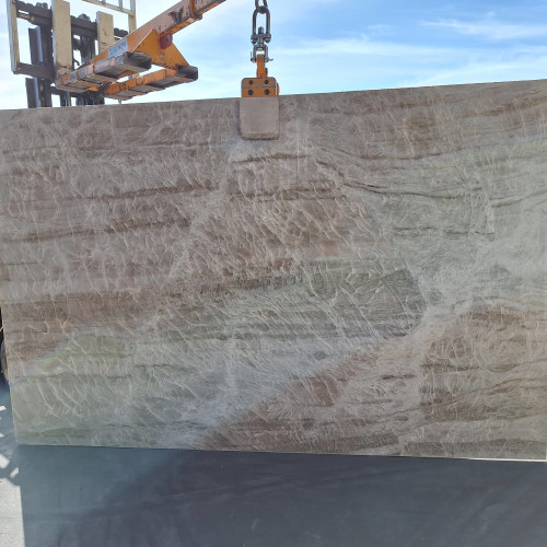 Naica 3cm Polished Quartzite