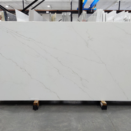 Nouvel Lincoln Gold Polished Mineral Surface 2cm