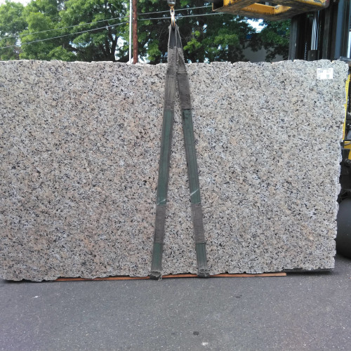 Beige Butterfly Granite in 3cm